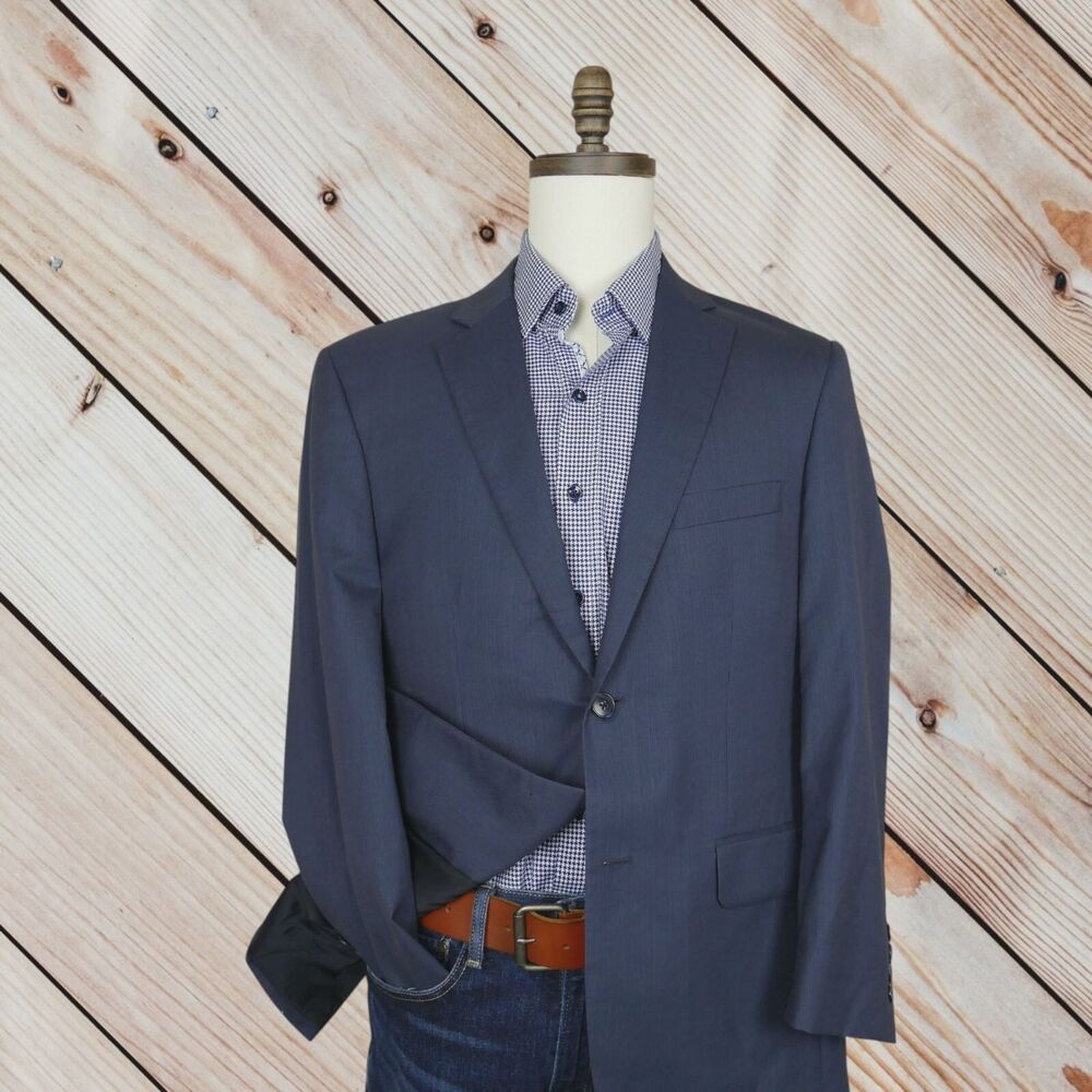 Jos A Bank Traveler Sport Coat Blazer Mens 40R Tailored Fit Blue Pinstripe Wool.